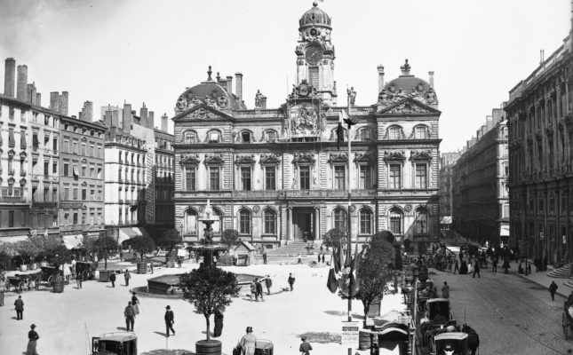 Photo ancienne Lyon - Place des Terreaux - Lyon Urban Trail – Trail Urbain – LUT
