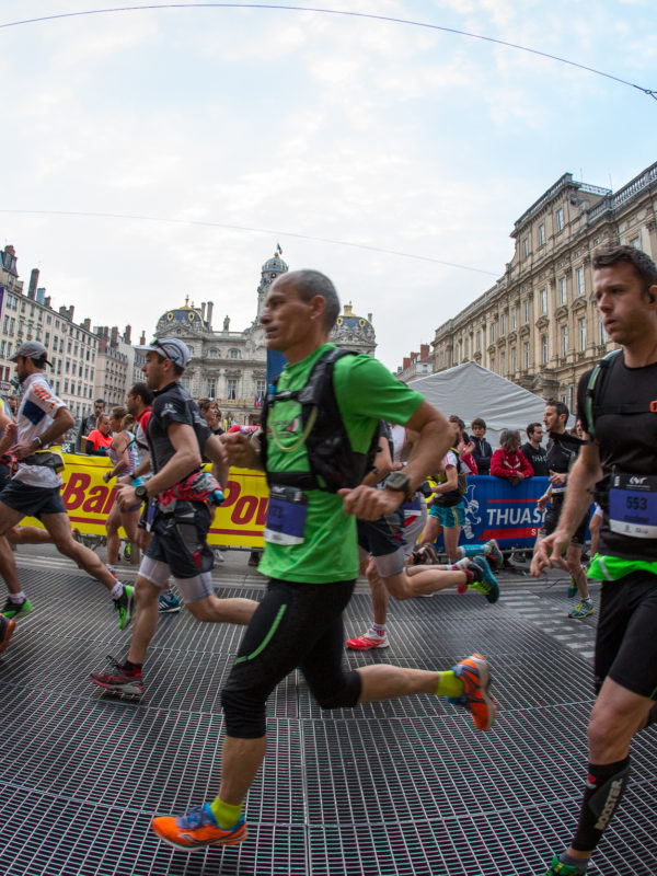 Place des tearreaux Lyon - départ chrono - Lyon Urban Trail – Trail Urbain – LUT - © Gilles Reboisson